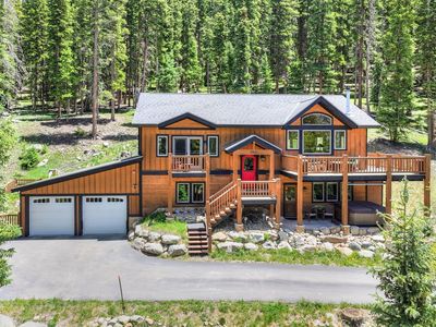 621 Doris Drive