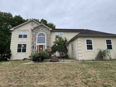 7 Thorobred Rd