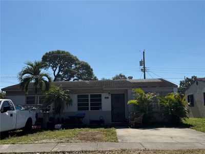 Property at 1828 NW 152nd St, Miami Gardens, FL