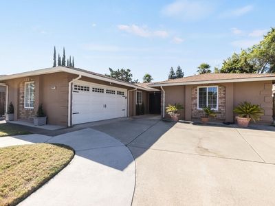 8924 Sawtelle Way
