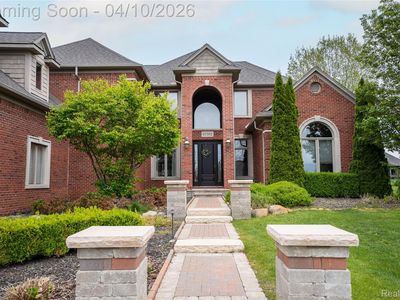 67102 Rachael Ln