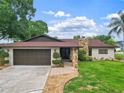 10 Arbor Ln