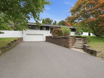 Property at 10 Circle Dr, Wilbraham, MA