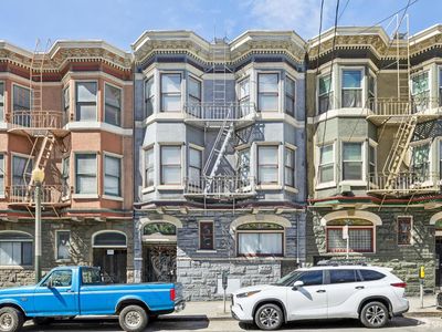 1017 Hyde St