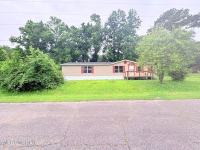 4 Hurst Dr