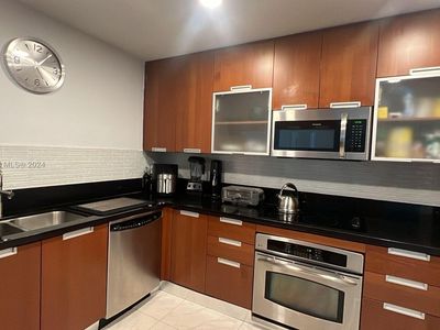 7901 Hispanola Ave APT 801