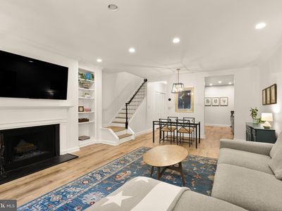 1614 Beekman Pl NW APT C