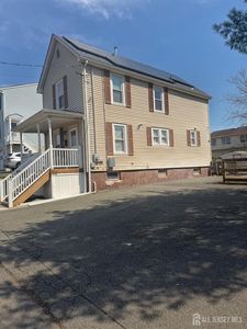 52 Huff Ave