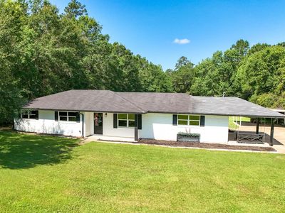 3896 Highway 69 S