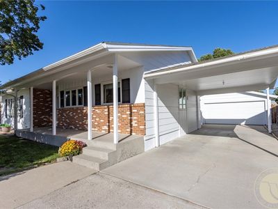 35 Lexington Dr