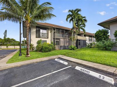 5767 Washington St APT F22