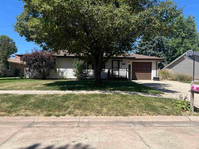 1335 N Hewett Ave