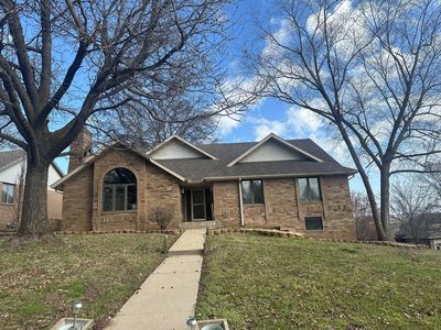 751 W Sherwood Drive