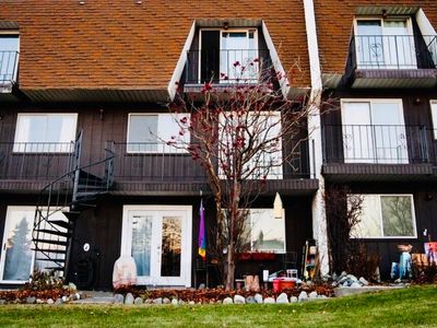 9336 Blackberry St APT 29