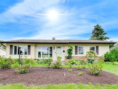 Property at 401 E Elk Grove Blvd, Elk Grove Village, IL