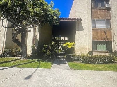 1203 E San Antonio Dr APT 201