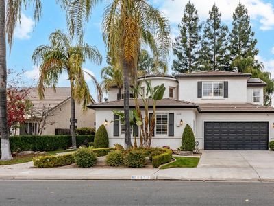 2170 W Beechwood Ave