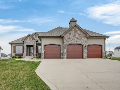 2357 Stonewood Ct SW