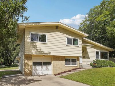 214 Marinette Trail