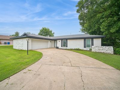 7663 E 58th Pl