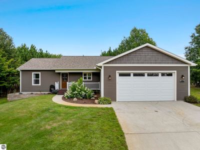 3250 Tamara Cir
