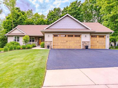 212 TUZIGOOT LANE