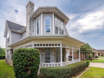 26 Oak Creek Ridge Dr