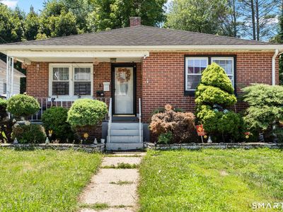 60 Manor Avenue