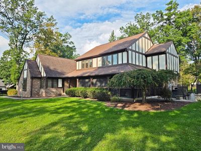 114 Stratford Ct