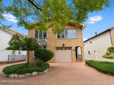 53 Stafford Ave