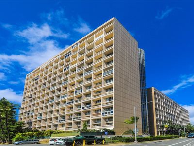 500 University Ave APT 311