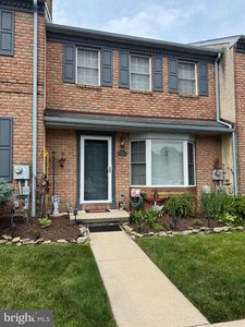 57 Winchester Ct