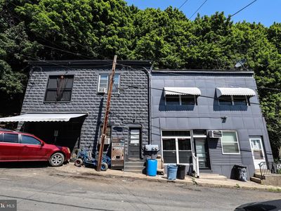 720 W Arch St