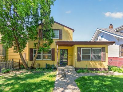 813 Minnehaha Ave W