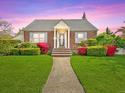 Property at 916 Center Dr, Franklin Square, NY