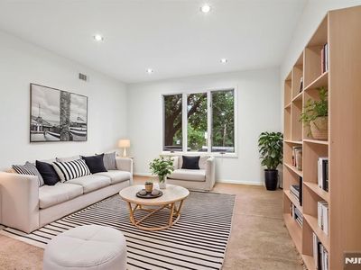 5 Jefferson Street #1