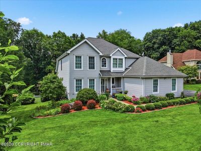 906 Horizon Dr