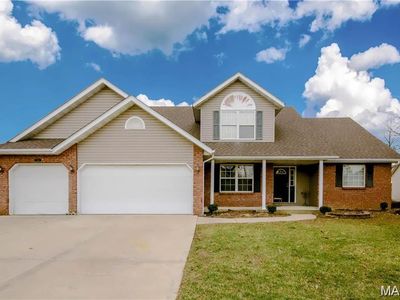 Property at 7513 Stonebridge Golf Dr, Maryville, IL