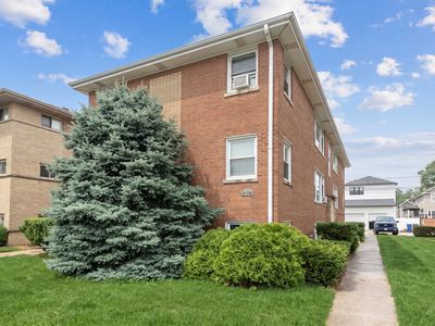 6612 N Harlem Ave APT 2W