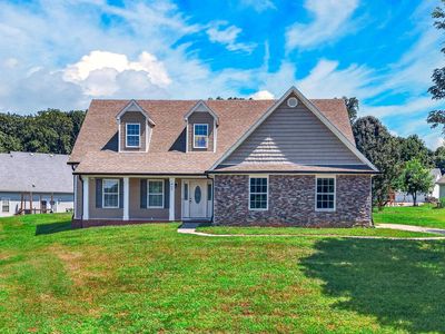 860 Hemlock Cir