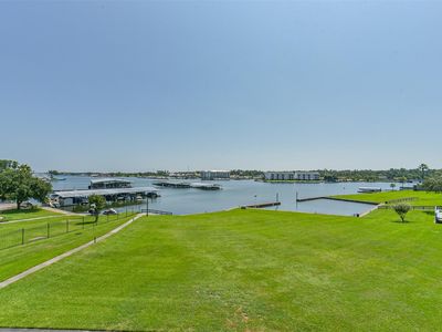 15575 Marina Dr Unit 315C