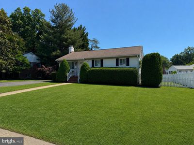3223 Holly Hill Dr