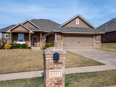 6101 Beverly Hills Dr