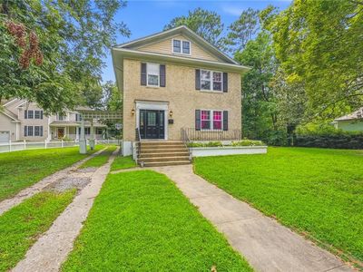 1509 Runnymede Rd