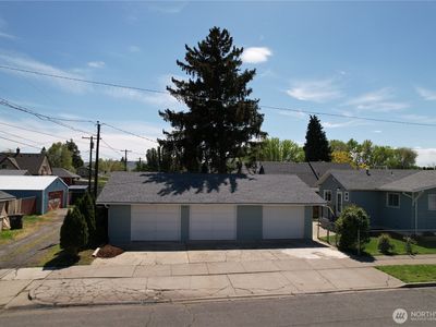 701 Queen Avenue