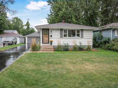 2302 Maiden Ln