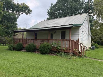 233 N County Road 600 E