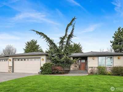 2511 Crescent Street