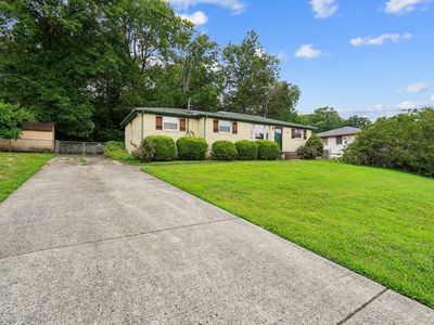 375 Spring Valley Dr