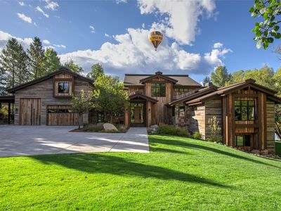 855 Fox Ln